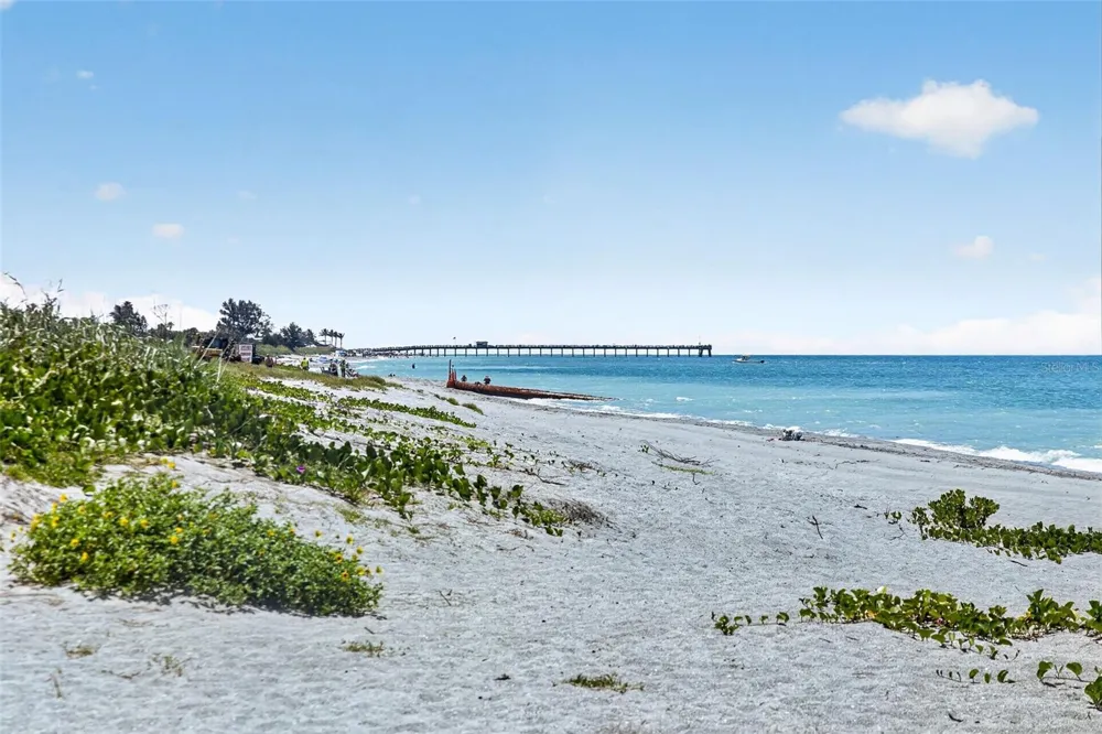 908 VILLAS DRIVE #10 Venice, FL 34285