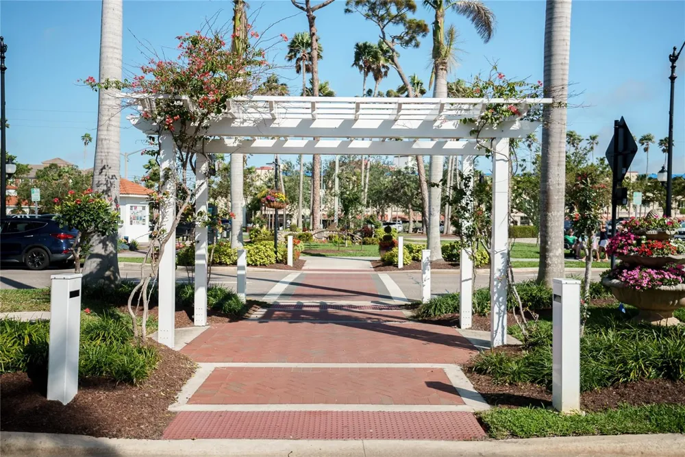 908 VILLAS DRIVE #10 Venice, FL 34285