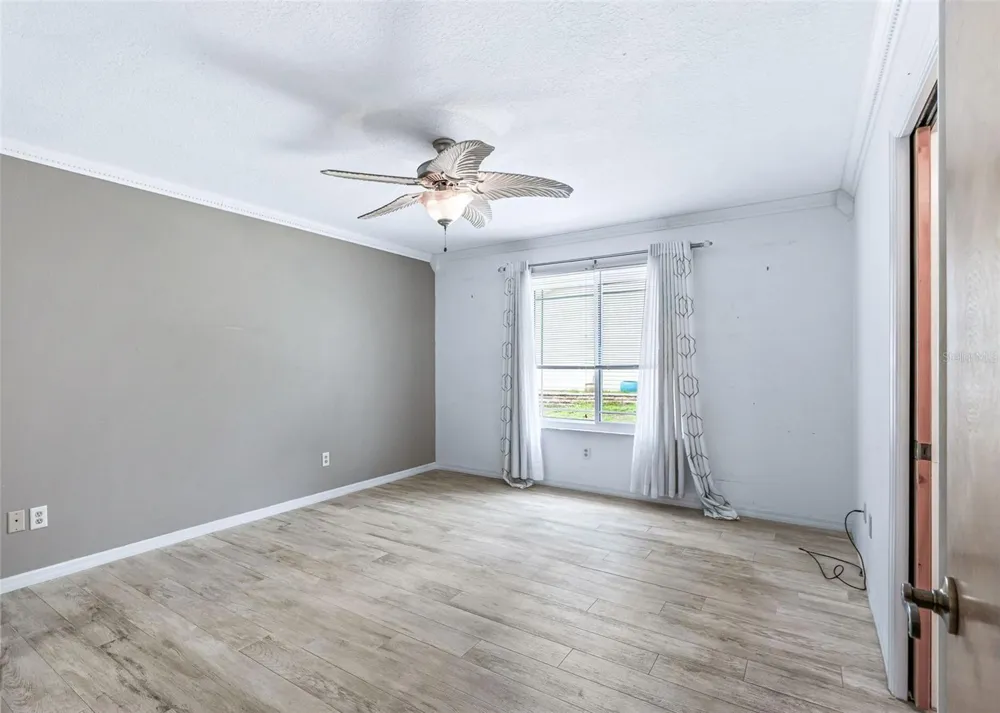 1622 NEW ABBEY AVENUE Leesburg, FL 34788