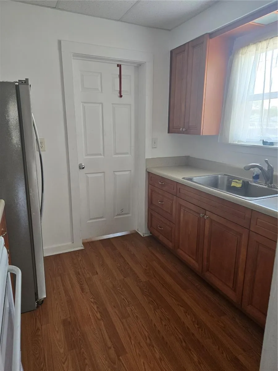 146 NE MADISON CIRCLE St Petersburg, FL 33702