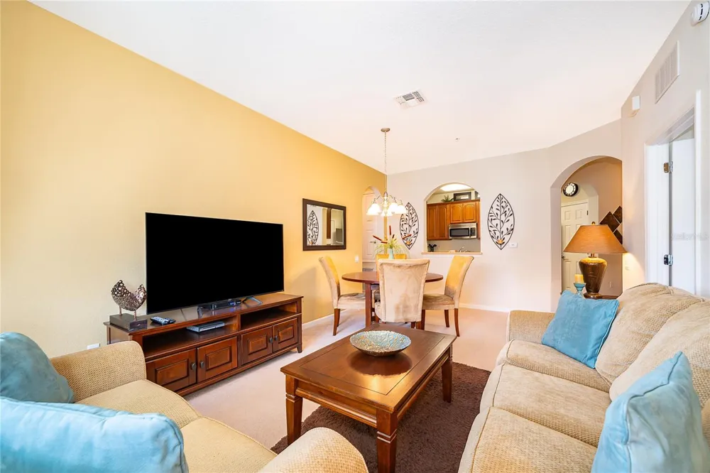 4102 BREAKVIEW DRIVE #40203 Orlando, FL 32819