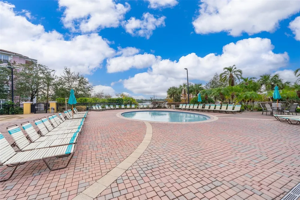 4102 BREAKVIEW DRIVE #40203 Orlando, FL 32819
