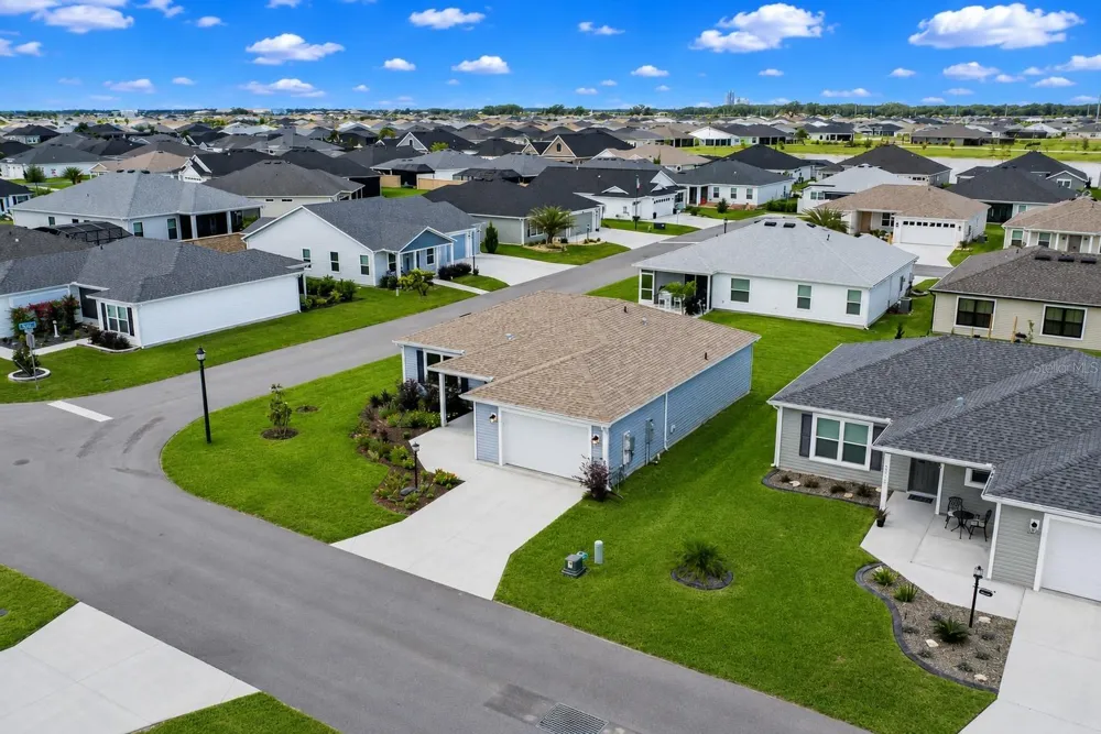 7462 SAVANNA DRIVE The Villages, FL 32163