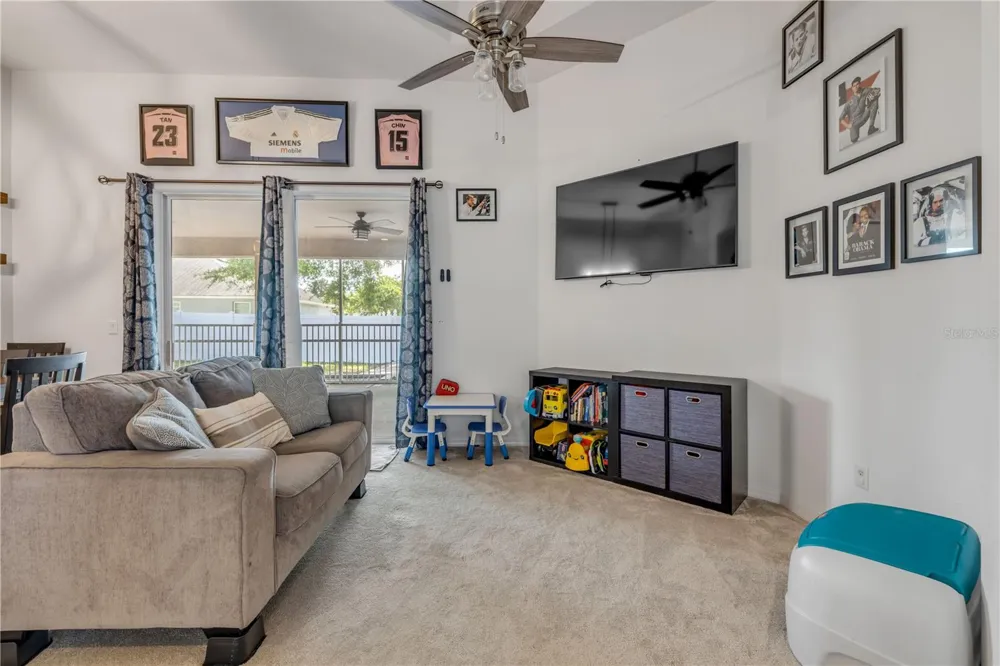 36624 GRAND ISLAND OAKS CIRCLE Grand Island, FL 32735