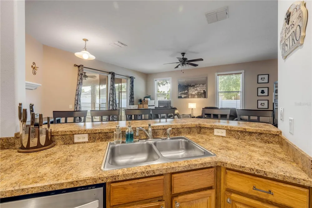 36624 GRAND ISLAND OAKS CIRCLE Grand Island, FL 32735