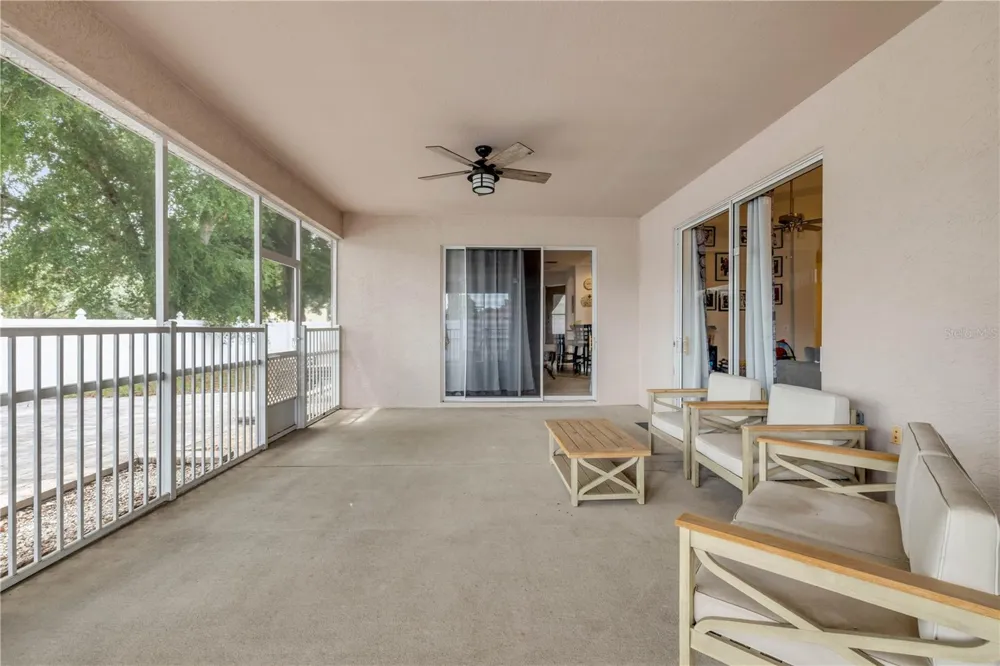 36624 GRAND ISLAND OAKS CIRCLE Grand Island, FL 32735