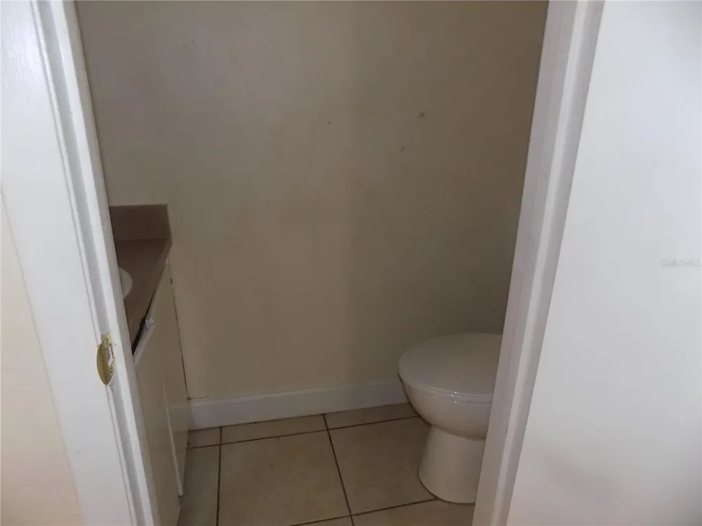 713 SW 69 STREET Gainesville, FL 32607