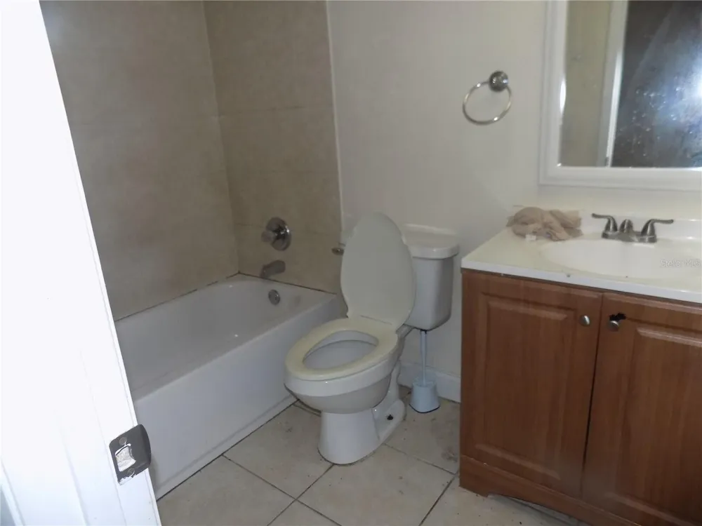 713 SW 69 STREET Gainesville, FL 32607