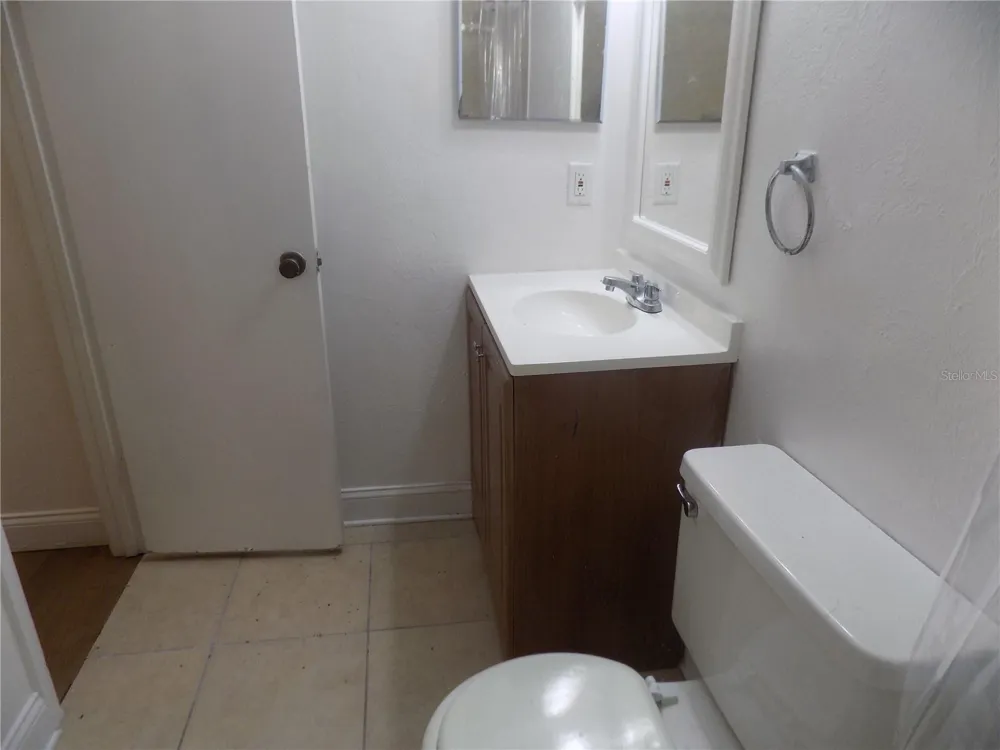 713 SW 69 STREET Gainesville, FL 32607