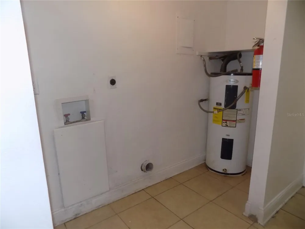 713 SW 69 STREET Gainesville, FL 32607