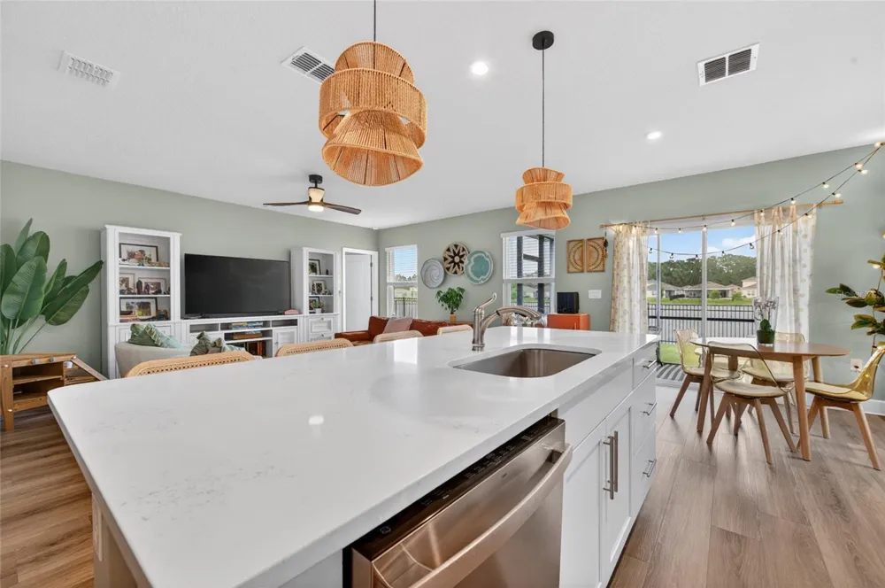 222 EAGLE HARBOR WAY Daytona Beach, FL 32124
