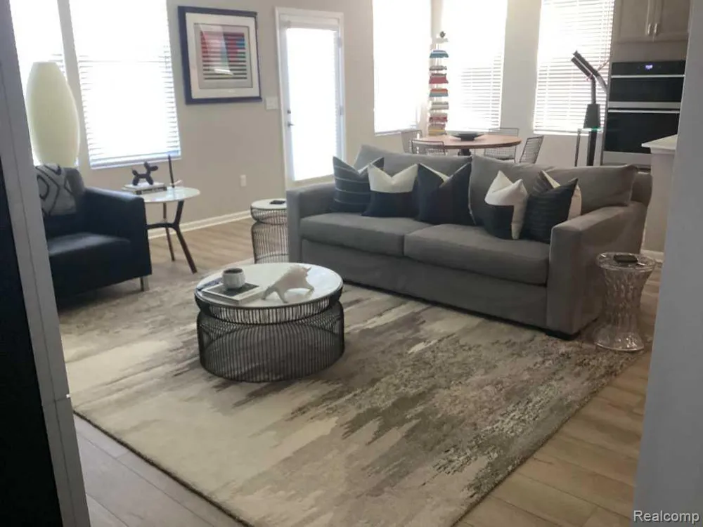 16281 Conifer Lane Clinton Charter Township, MI 48038
