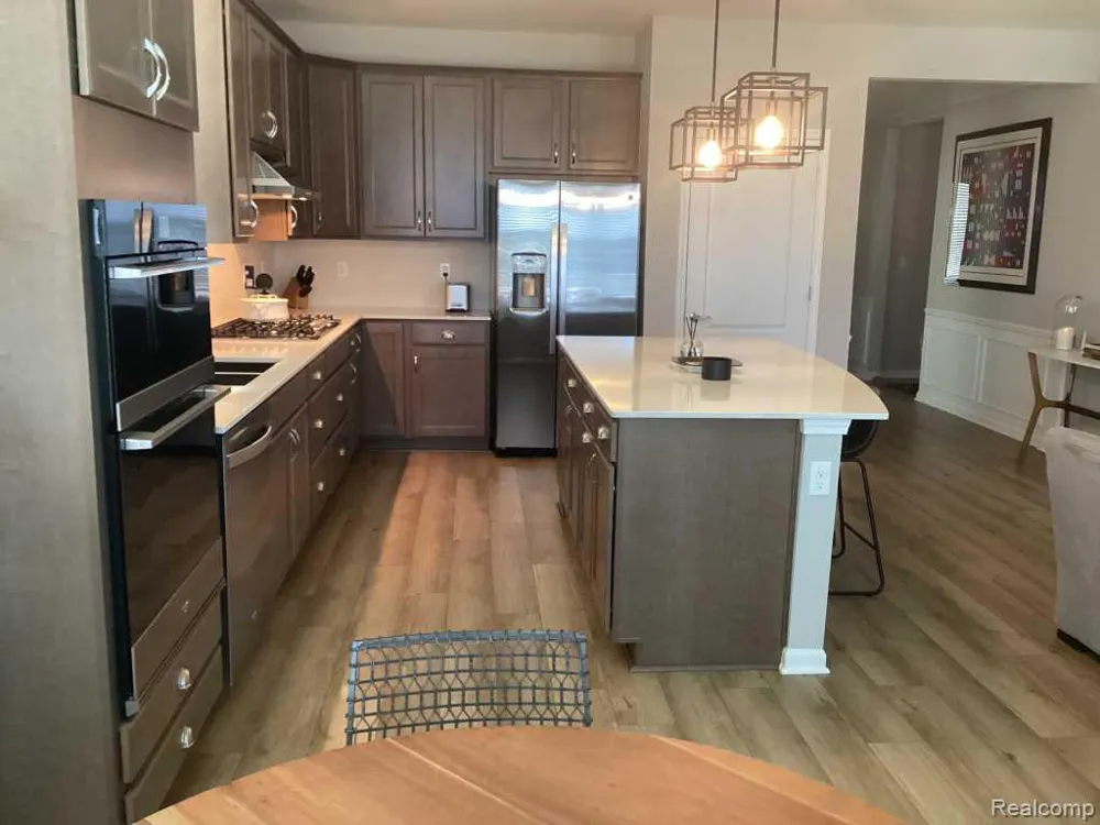 16281 Conifer Lane Clinton Charter Township, MI 48038