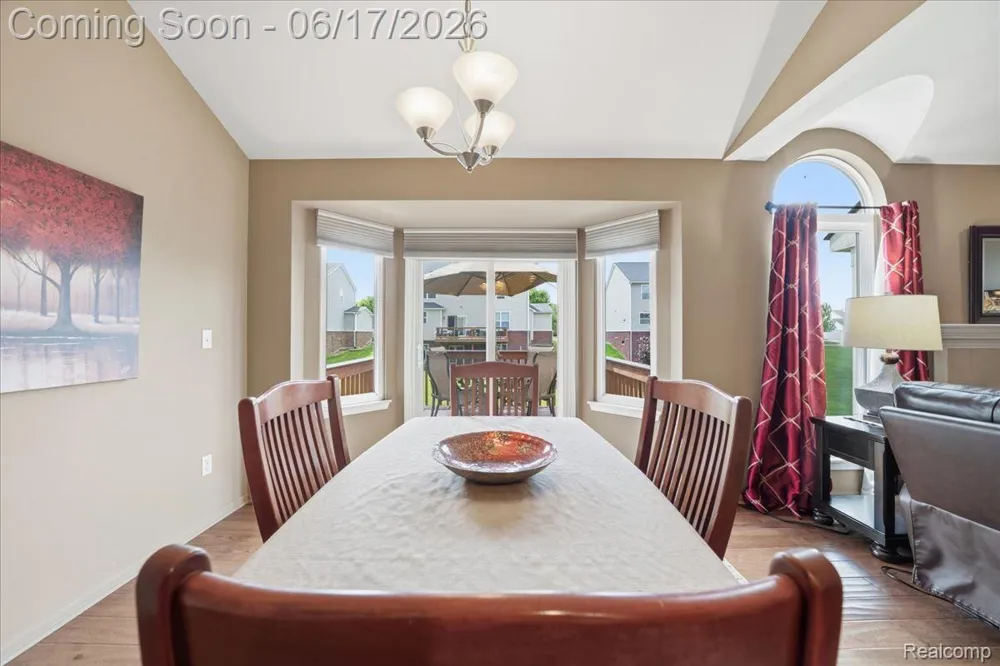 57549 Windmill Point Lyon Charter Township, MI 48165
