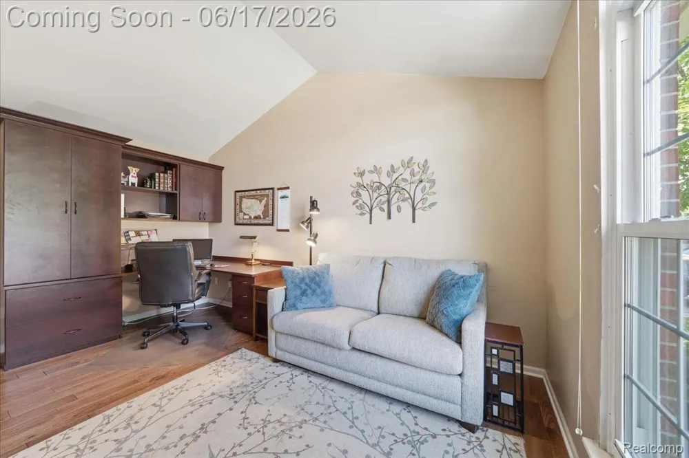57549 Windmill Point Lyon Charter Township, MI 48165