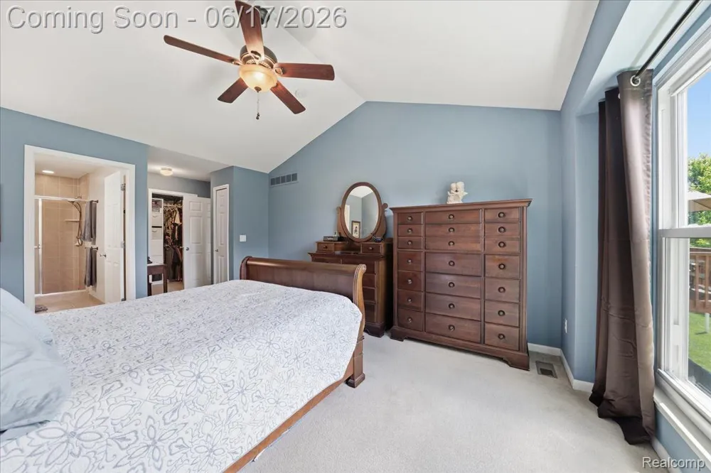 57549 Windmill Point Lyon Charter Township, MI 48165