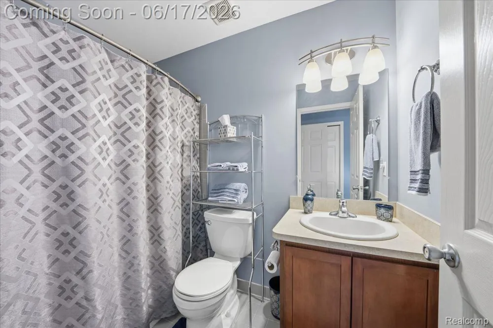57549 Windmill Point Lyon Charter Township, MI 48165