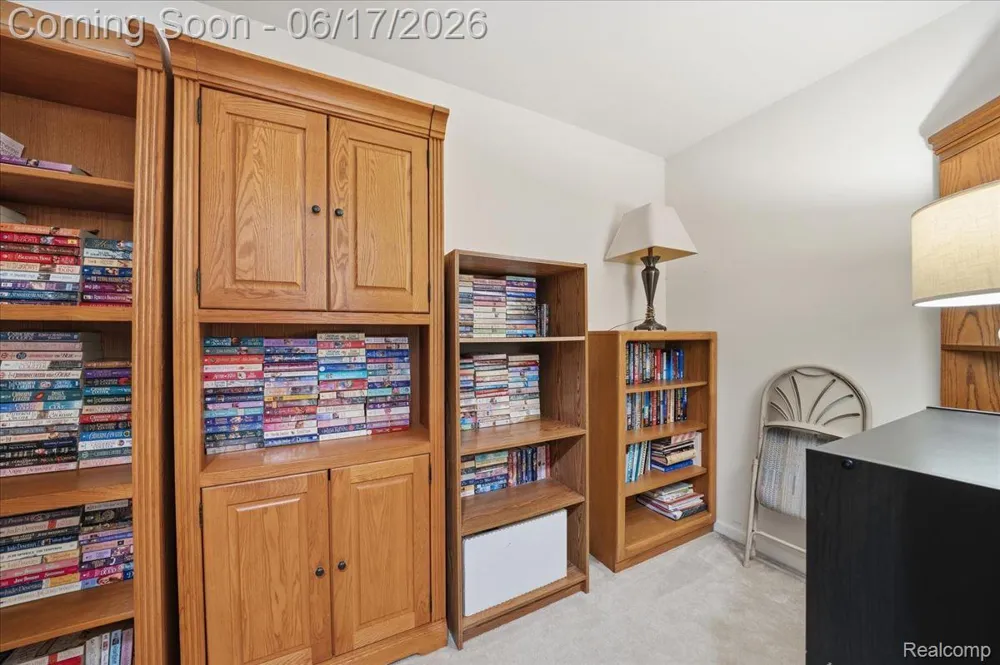 57549 Windmill Point Lyon Charter Township, MI 48165
