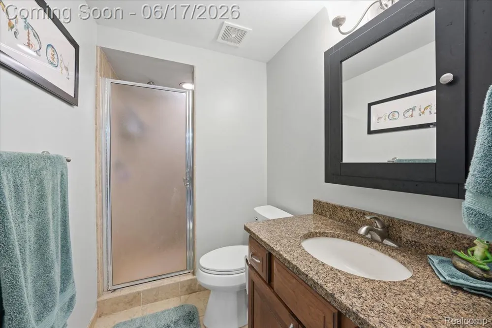 57549 Windmill Point Lyon Charter Township, MI 48165