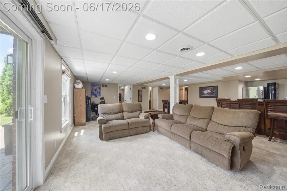 57549 Windmill Point Lyon Charter Township, MI 48165