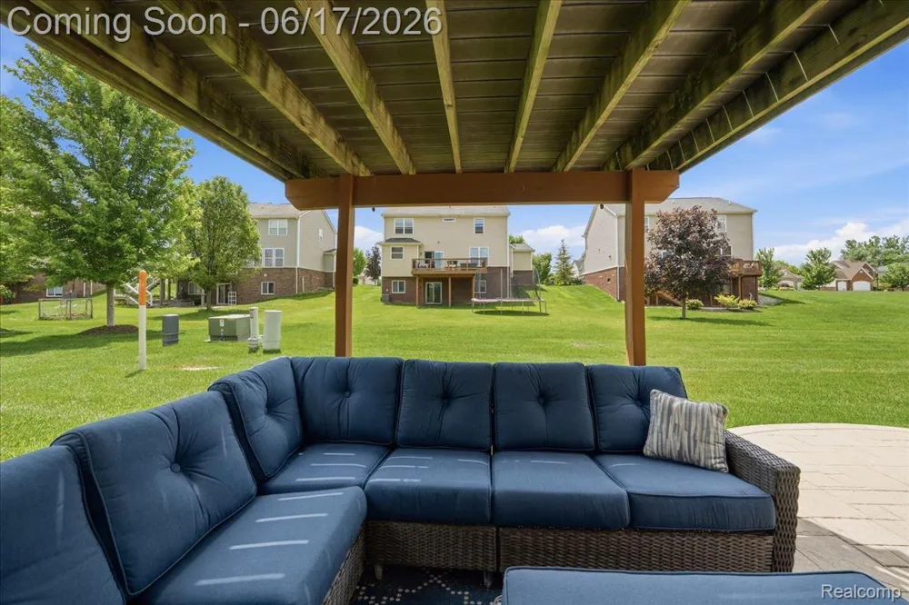 57549 Windmill Point Lyon Charter Township, MI 48165