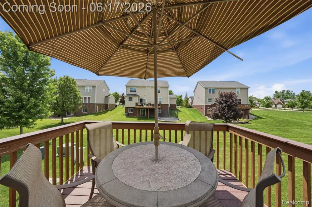 57549 Windmill Point Lyon Charter Township, MI 48165