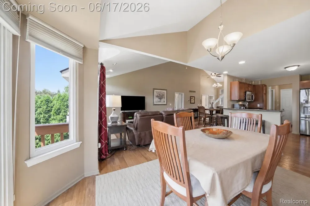 57549 Windmill Point Lyon Charter Township, MI 48165