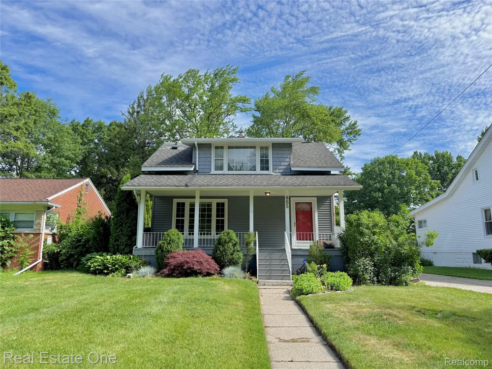 865 Grant Avenue Clawson City, MI 48017