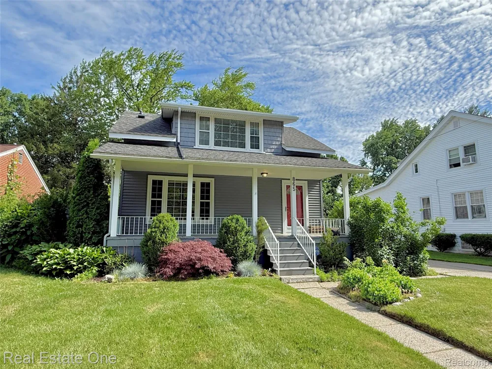 865 Grant Avenue Clawson City, MI 48017