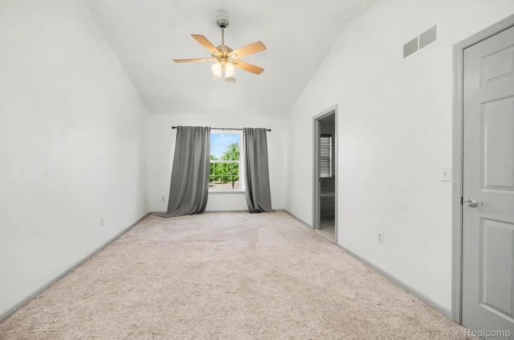 29307 Douglas Drive Novi City, MI 48377