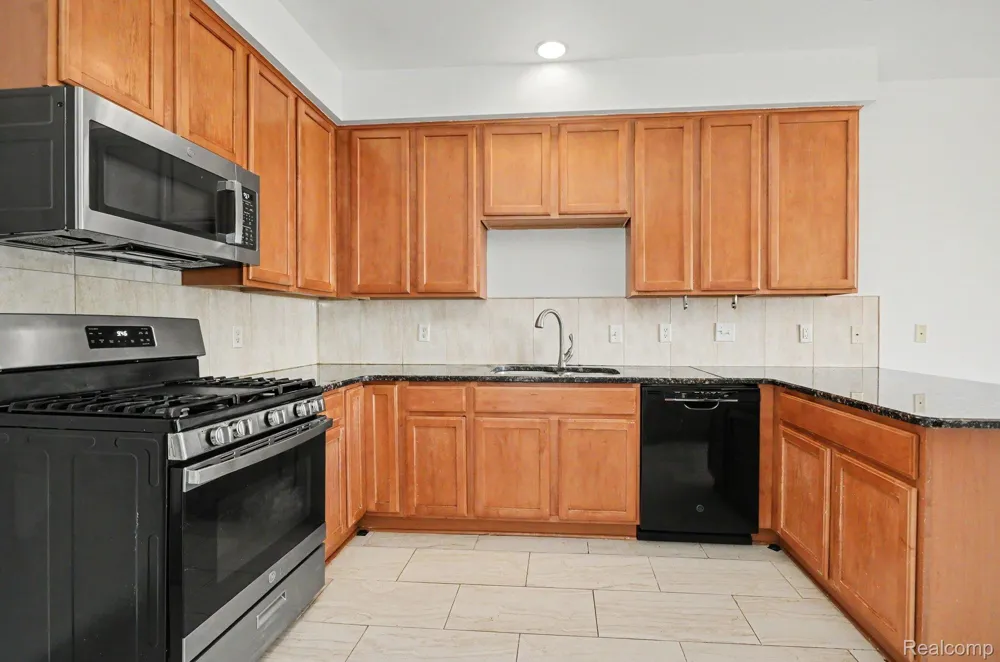 29307 Douglas Drive Novi City, MI 48377