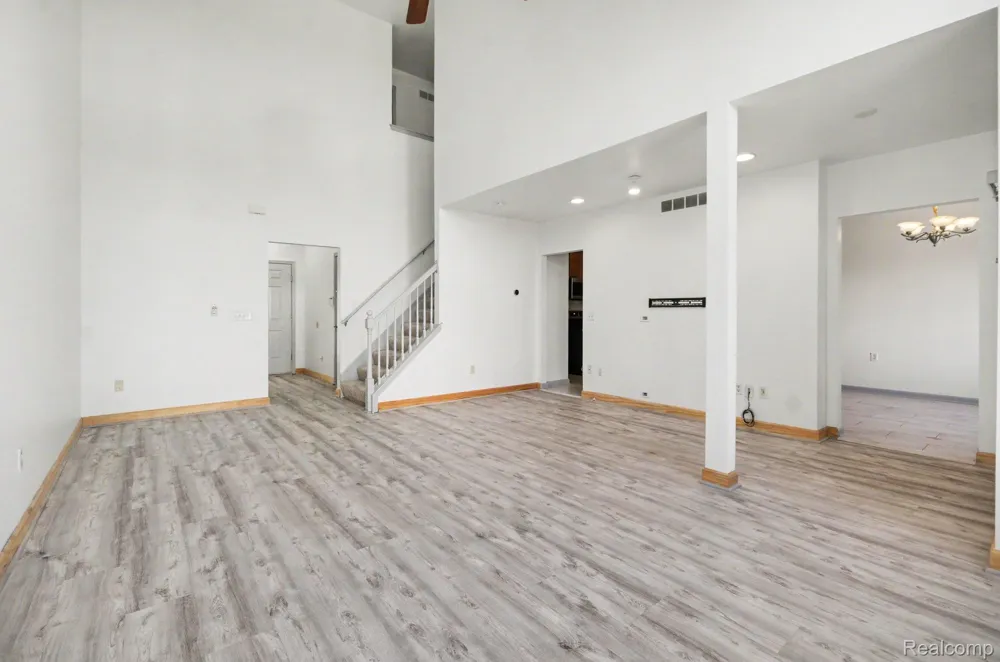 29307 Douglas Drive Novi City, MI 48377