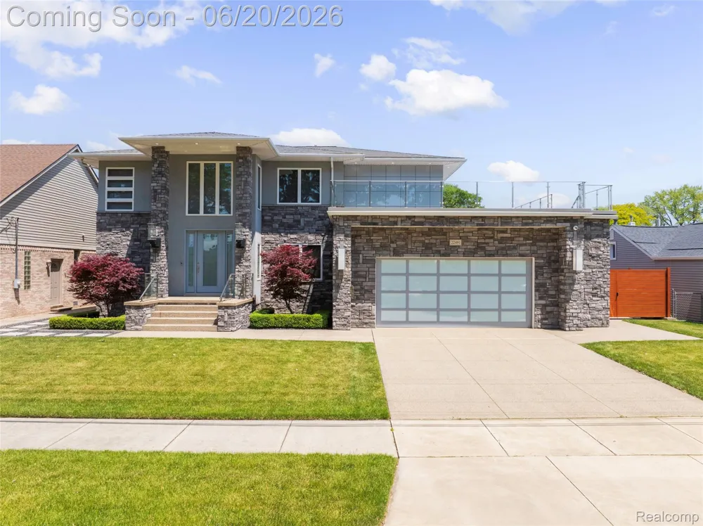 22491 E 10 Mile Road St Clair Shores City, MI 48080