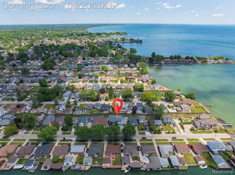 22491 E 10 Mile Road St Clair Shores City, MI 48080