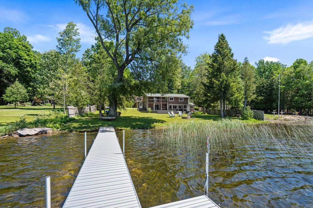 5541 Miles Road South Arm Township, MI 49727