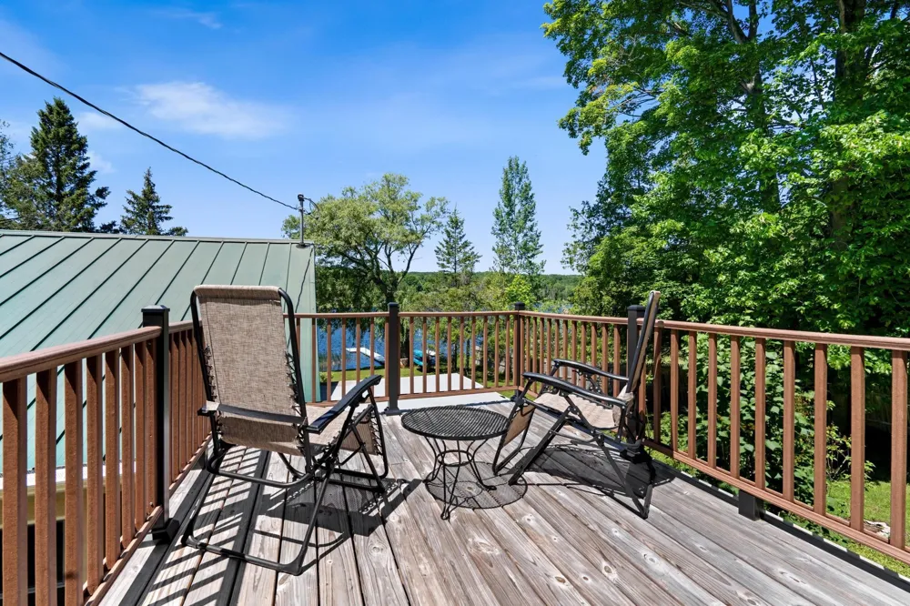 5541 Miles Road South Arm Township, MI 49727