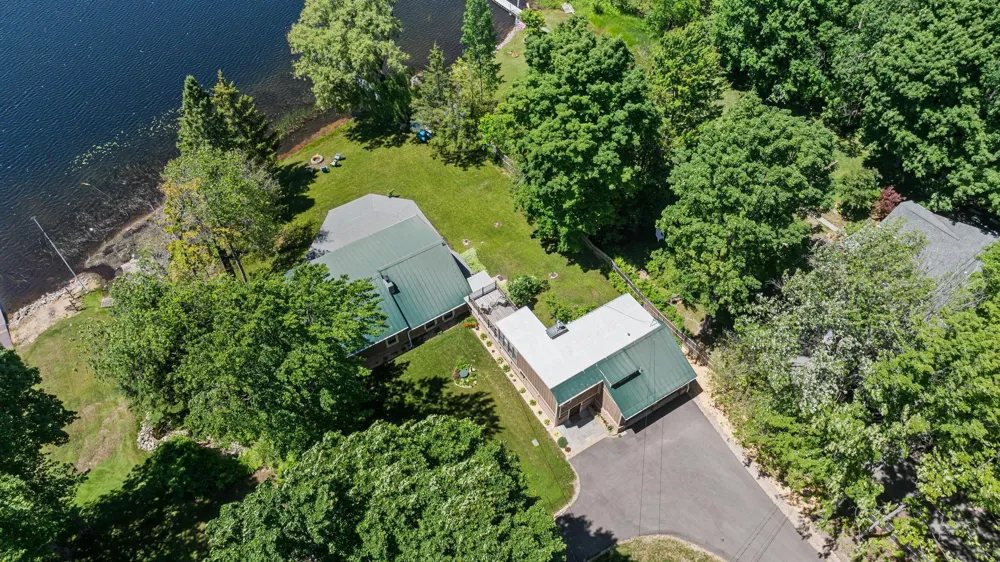 5541 Miles Road South Arm Township, MI 49727