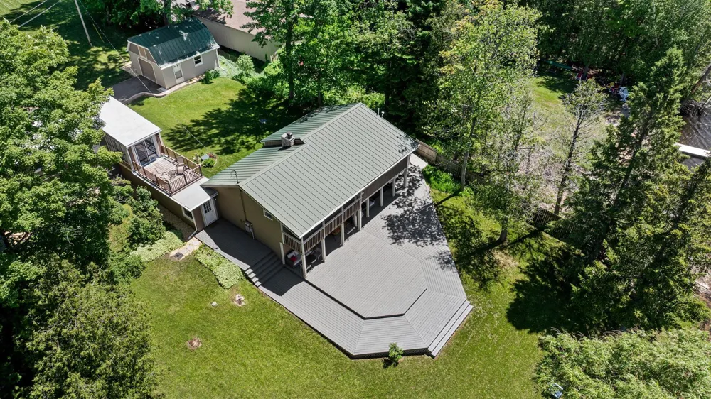 5541 Miles Road South Arm Township, MI 49727