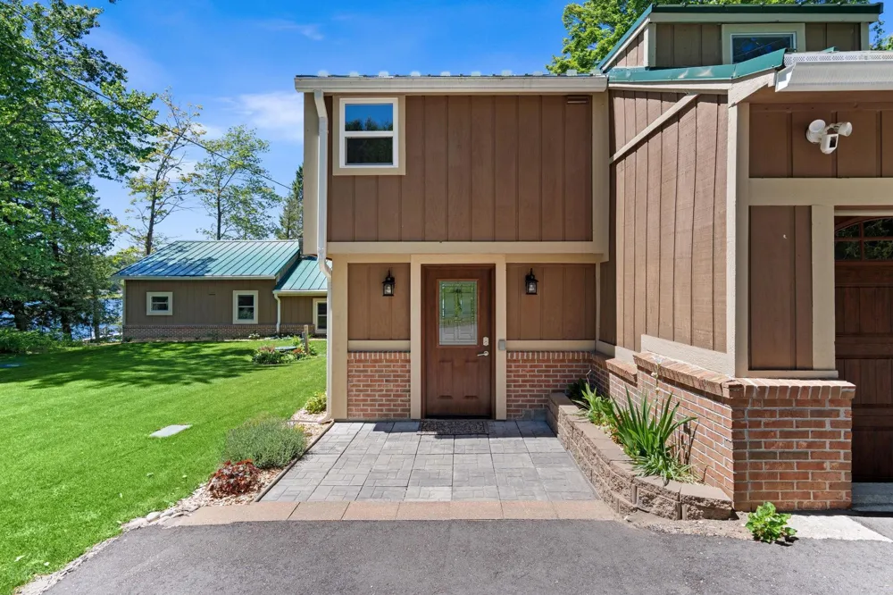5541 Miles Road South Arm Township, MI 49727