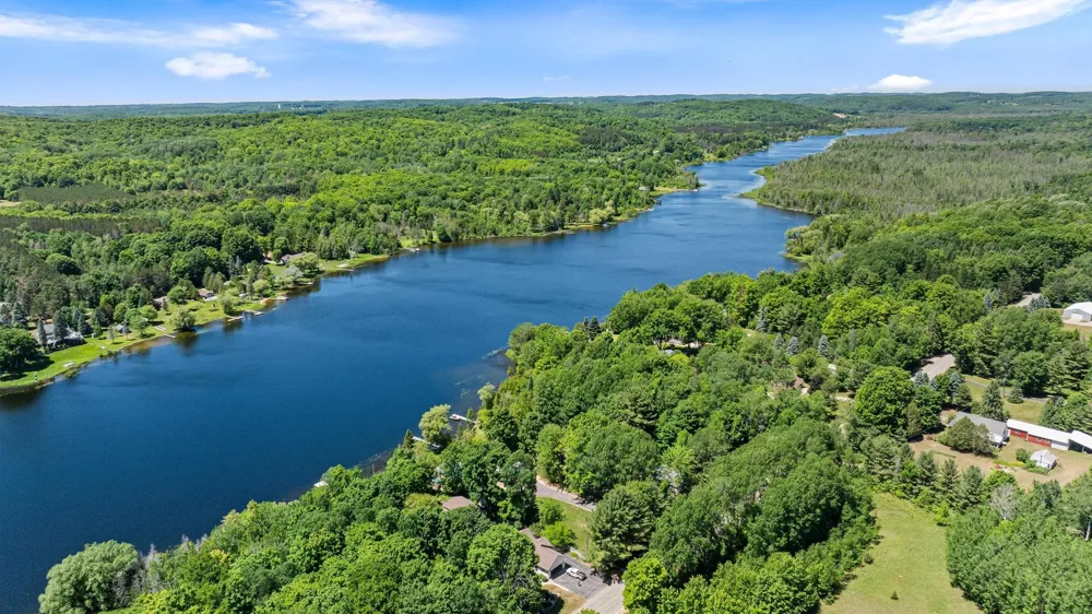 5541 Miles Road South Arm Township, MI 49727