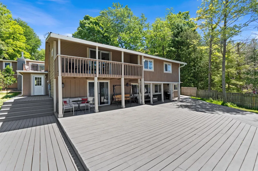 5541 Miles Road South Arm Township, MI 49727