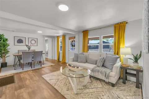 344 Plainview Place