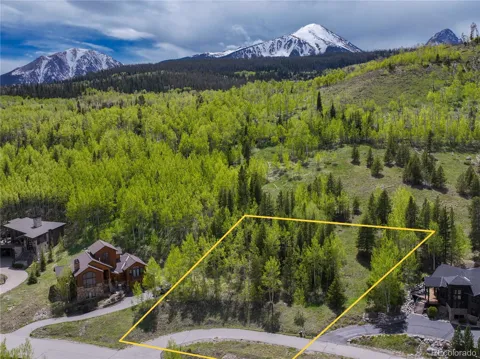 2635 Hunters Knob Road