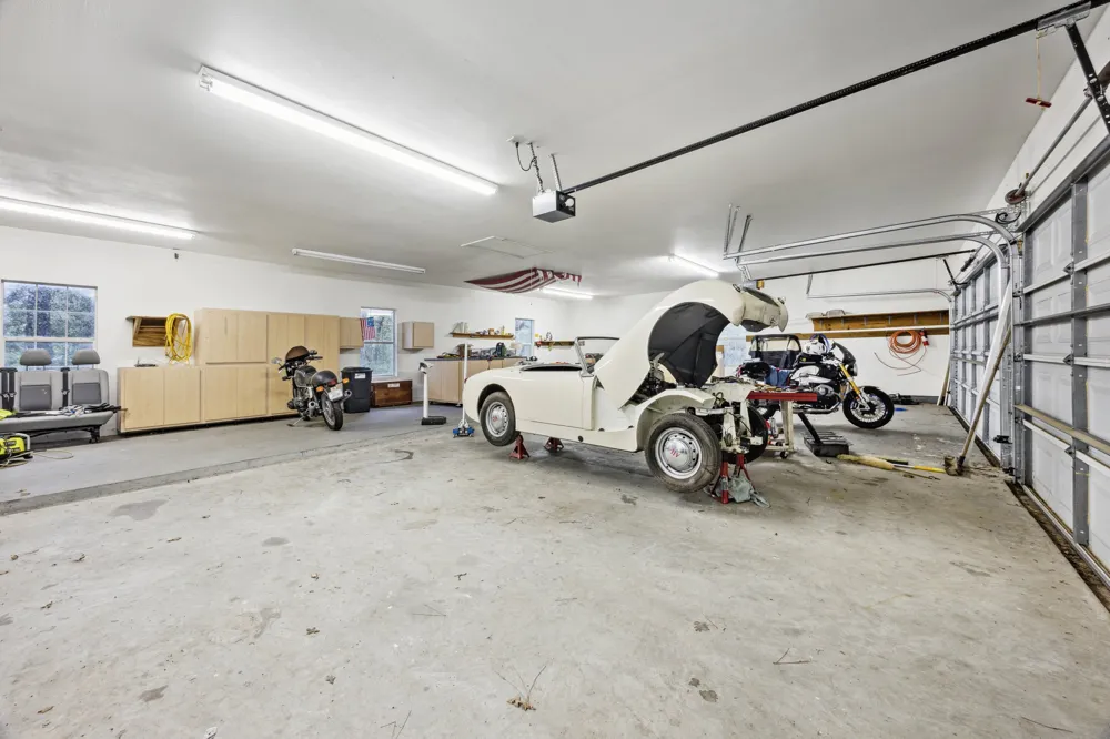 222 Pony Express Drive Smithville, TX 78957