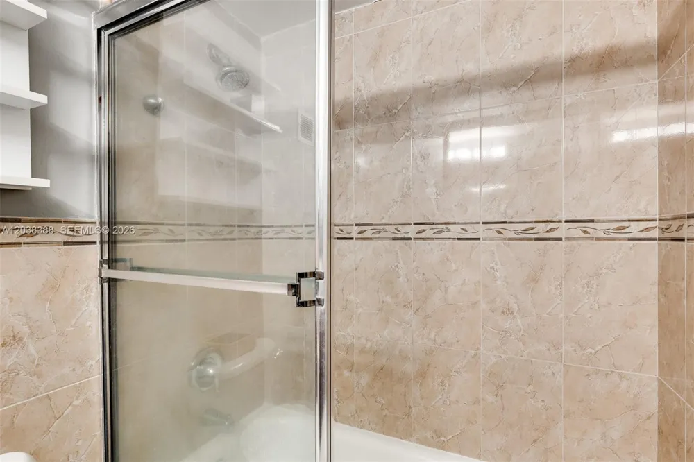 1200 West Ave #312 Miami Beach, FL 33139