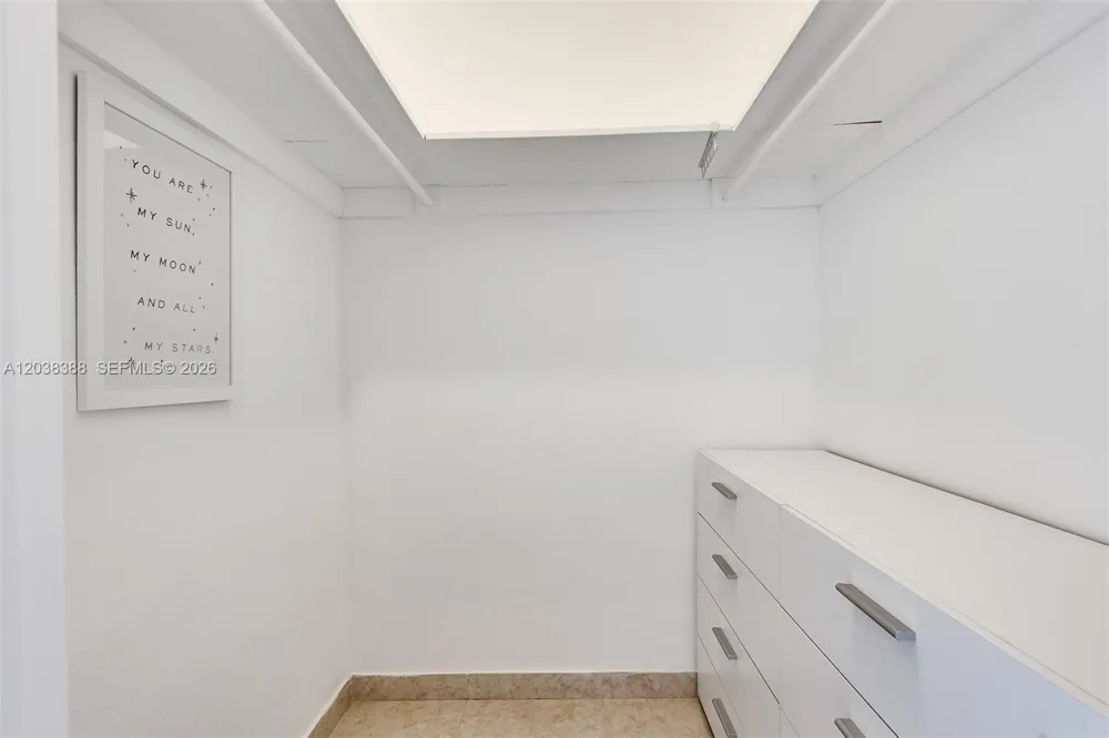 1200 West Ave #312 Miami Beach, FL 33139