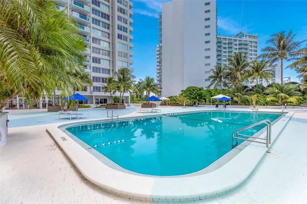 1200 West Ave #312 Miami Beach, FL 33139
