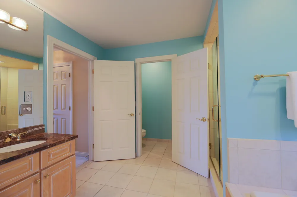 229 Keelson Drive #11 Detroit, MI 48215
