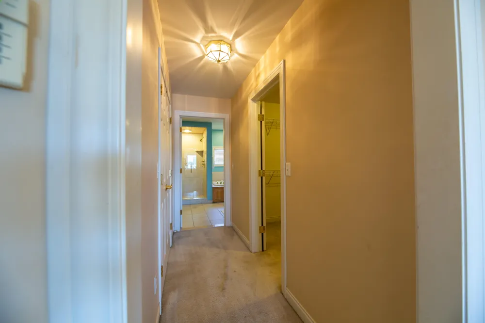 229 Keelson Drive #11 Detroit, MI 48215