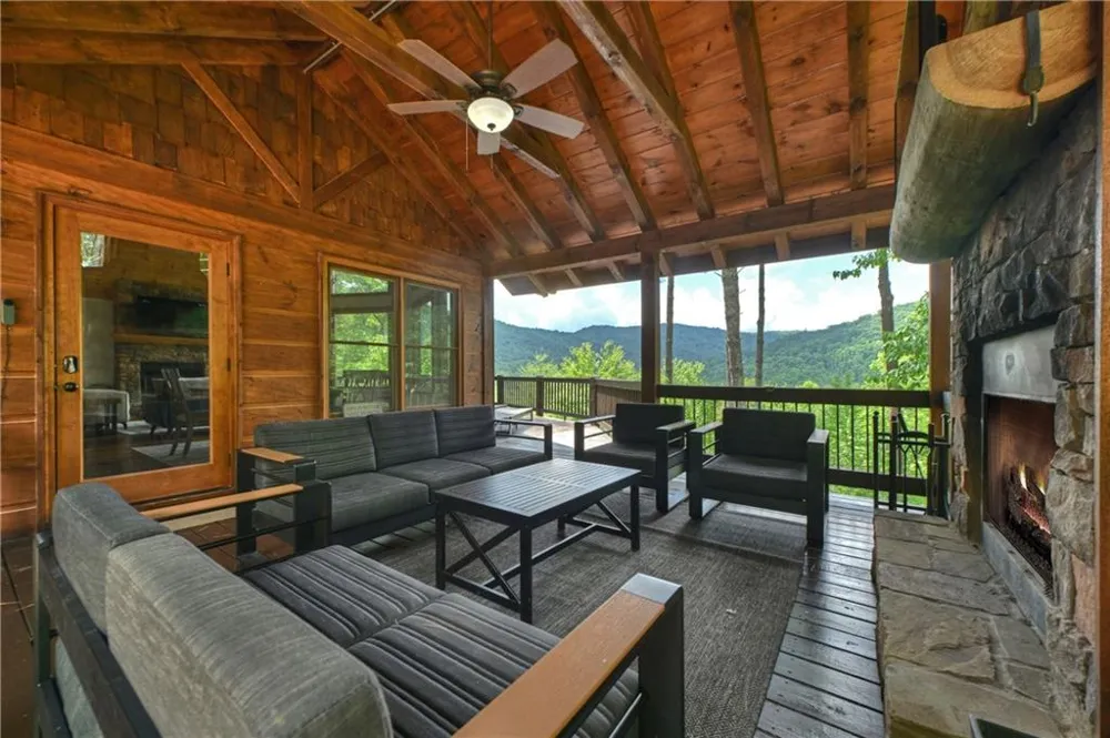 255 Indian Ridge Road Epworth, GA 30541